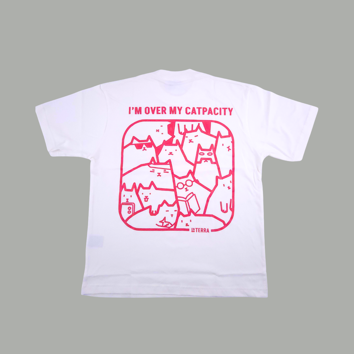 OnTerra Oversized T-Shirt Catpacity - White